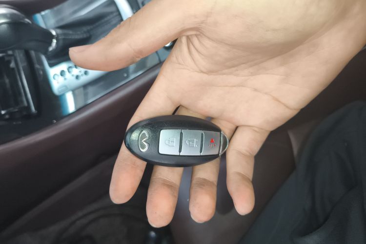 英菲尼迪QX50 2015款 2.5L 悦享版中控内饰11