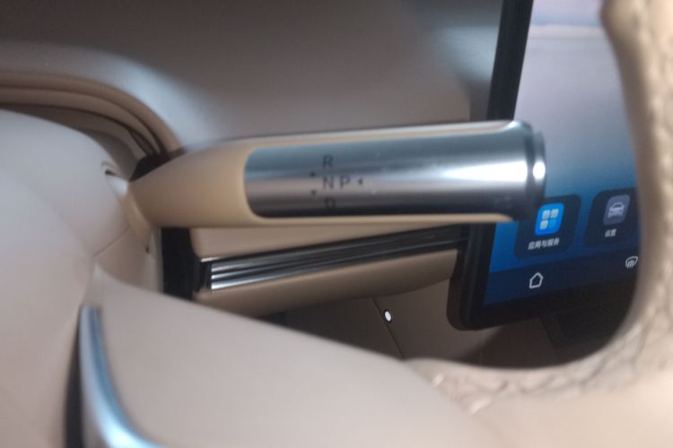 鸿蒙智行 智界R7 2024款 纯电 667km Max中控内饰18