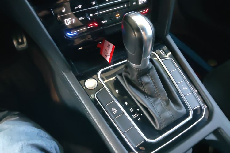 一汽-大众CC 2021款 330TSI 炫目版局部细节18