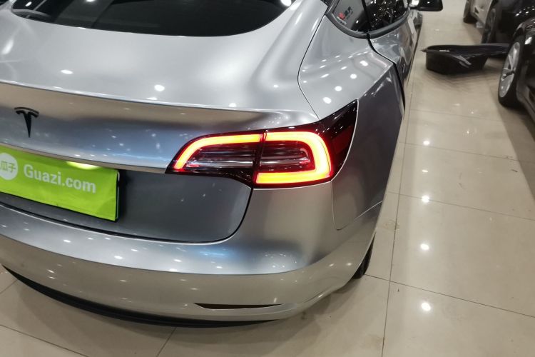 特斯拉 Model 3 2022款 后轮驱动版车身外观6006