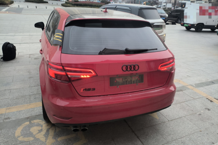 奥迪A3 2018款 30周年年型 Sportback 35 TFSI 进取型车身外观6004