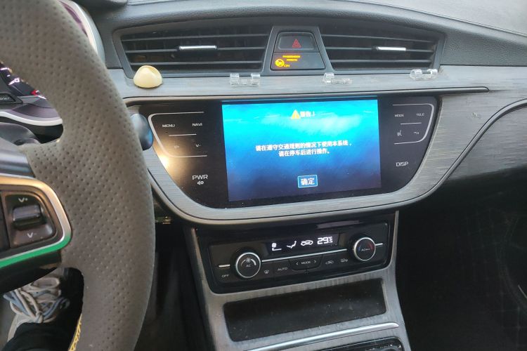 吉利汽车 帝豪GS 2018款 优雅版 1.8L 手动领尚型中控内饰16