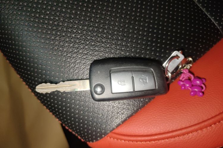 日产 劲客 2017款 1.5L CVT酷享版中控内饰11