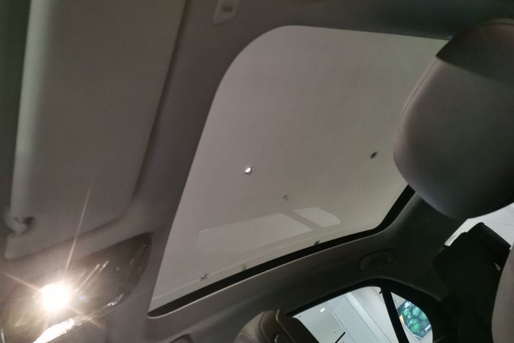 宝马7系 2023款 735Li M运动套装局部细节22