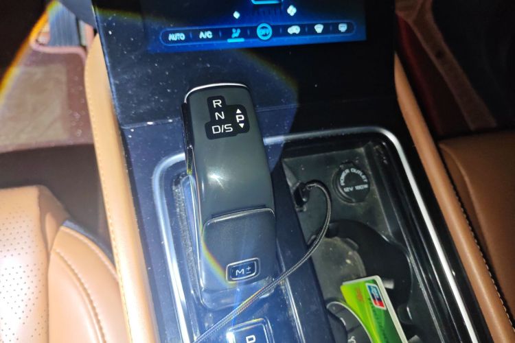 奔腾T99 2022款 20TD 自动运动尊享型中控内饰18