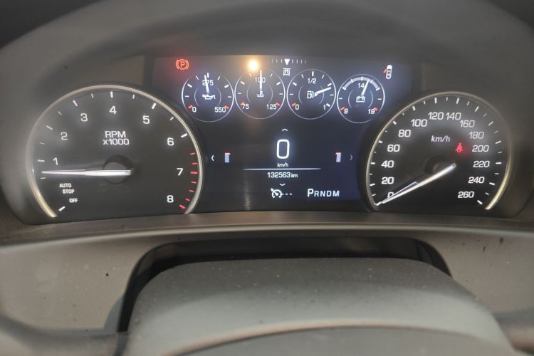 凯迪拉克CT6 2017款 28T 时尚型中控内饰14