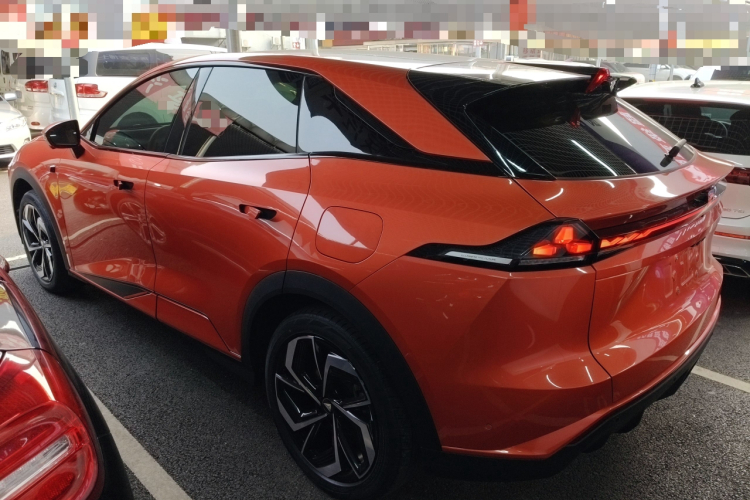 深蓝汽车 深蓝S07 2024款 215Max 乾崑智驾ADS SE增程版车身外观4