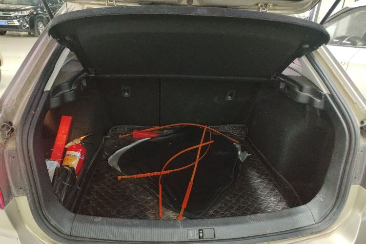 大众 C-TREK蔚领 2020款 1.5L 自动舒适型机舱底盘23