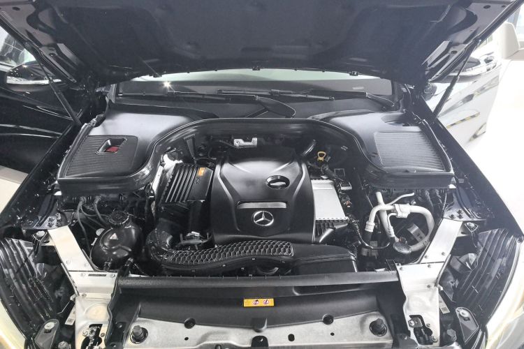 奔驰GLC 2017款 GLC 200 4MATIC机舱底盘24