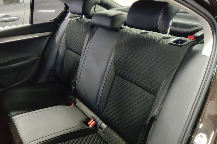 斯柯达 明锐 2018款 1.6L 自动豪华版中控内饰21