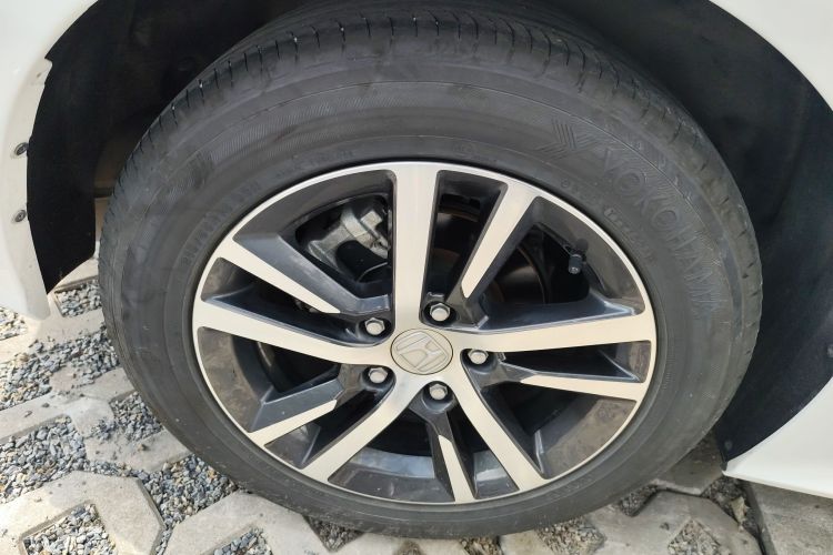 本田 型格 2023款 240TURBO CVT科技版车身外观6006