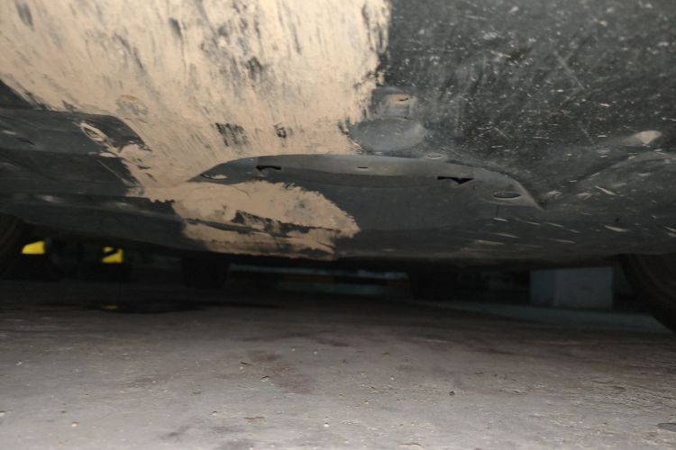 丰田 凯美瑞 2018款 双擎 2.5HG 豪华版局部细节9008