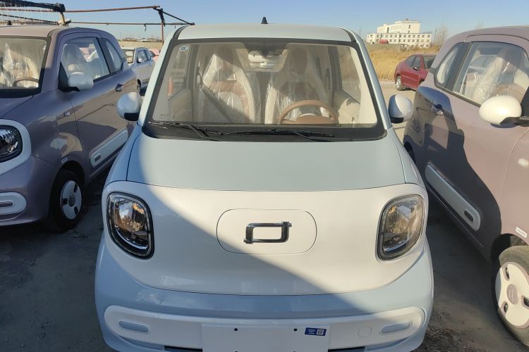 奔腾小马 2026款 222km 萌趣马 Plus车身外观2