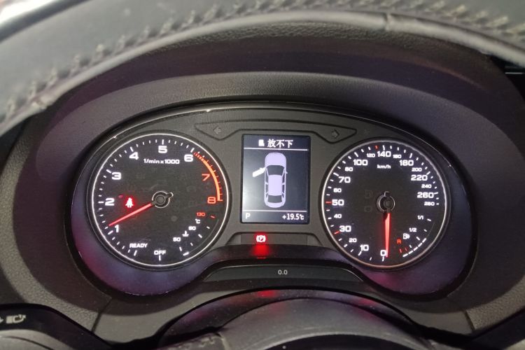 奥迪A3 2017款 Limousine 35 TFSI 进取型局部细节14