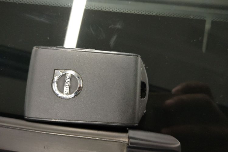 沃尔沃S60 2022款 B4 智逸豪华版中控内饰11