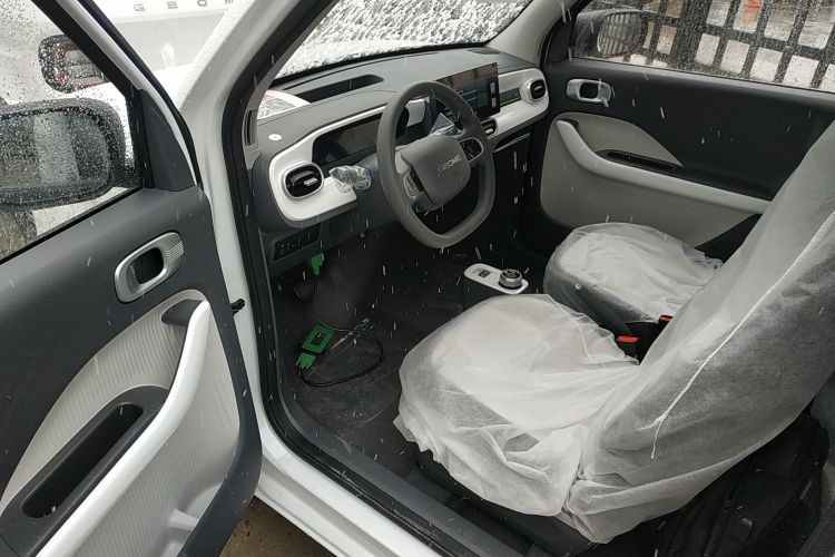 吉利银河 熊猫 2025款 210km 元气熊中控内饰20