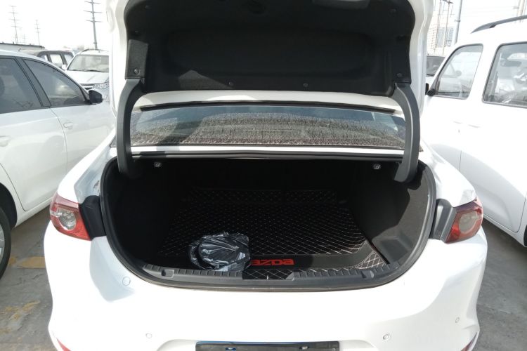 马自达3 昂克赛拉 2021款 1.5L 自动质美版机舱底盘23