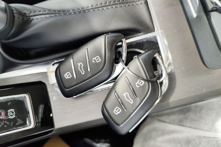 荣威i5 2023款 1.5L CVT豪华版中控内饰11