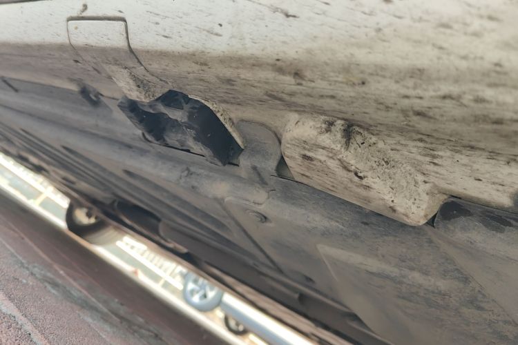 奔驰C级 2017款 改款 C 200 L 运动版局部细节9001