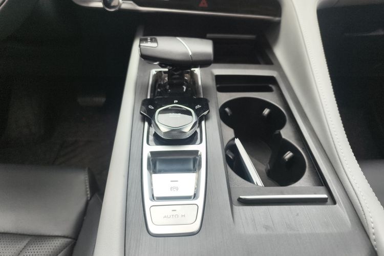 长安CS75 PLUS 2024款 第三代 冠军版 2.0T 智驾劲擎型中控内饰18