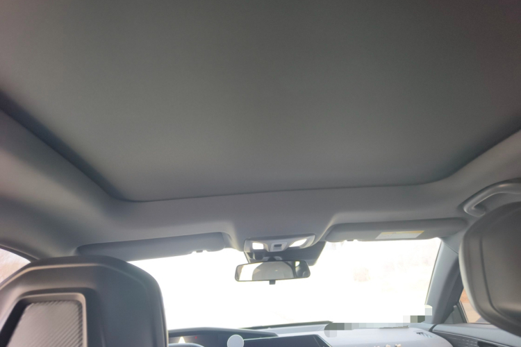 长安UNI-V 2022款 1.5T 智慧领航型中控内饰22