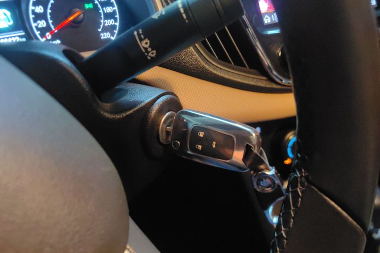 雪佛兰 科鲁泽 2022款 320 自动悦享天窗版中控内饰7001