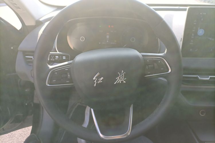 红旗E-QM5 2022款 431km 充电乐享版中控内饰13