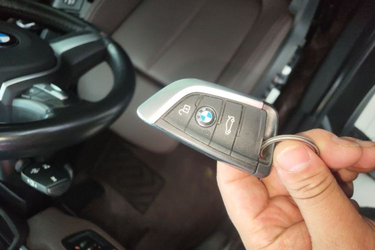 宝马X1 2022款 sDrive25Li 领先型中控内饰7001