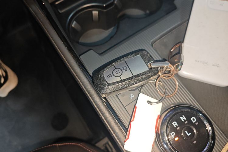 福特 蒙迪欧 2023款 EcoBoost 180 舒雅型中控内饰11