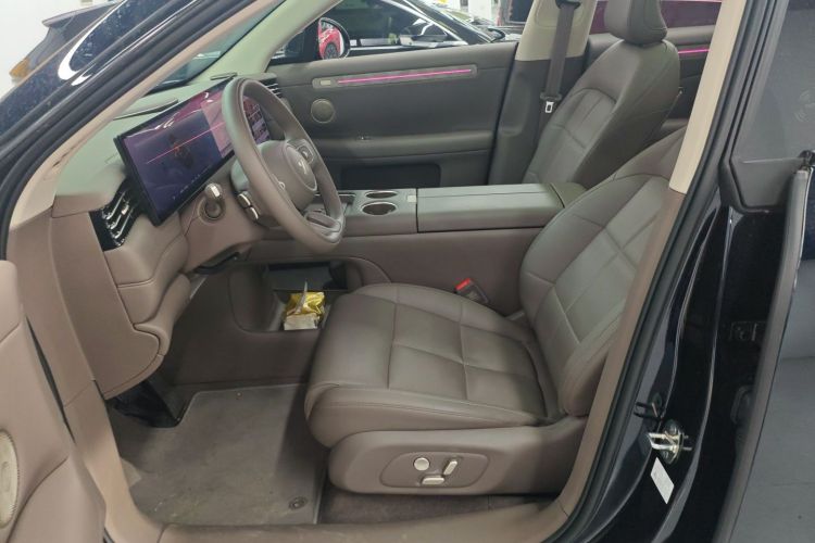 智己汽车 智己LS6 2026款 增程 66 Max+局部细节19