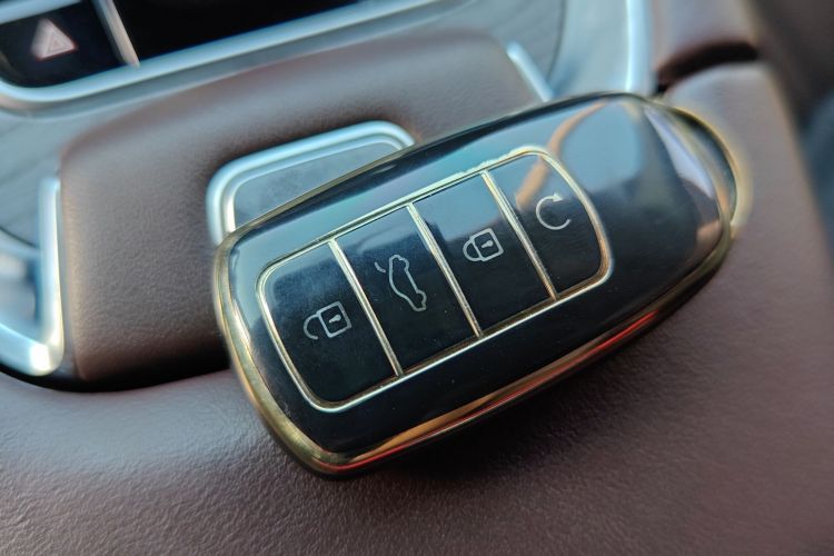 奇瑞 瑞虎8 PRO 2022款 390T 两驱浩瀚版 5座中控内饰11