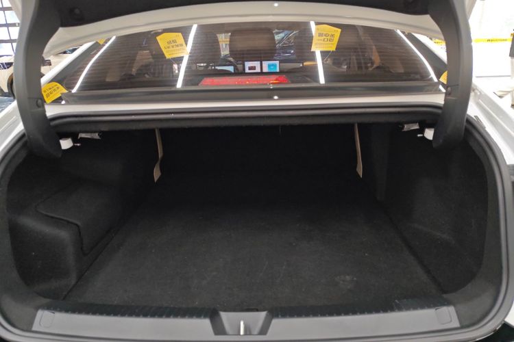 五菱汽车 五菱星光 2023款 150 进阶版机舱底盘23