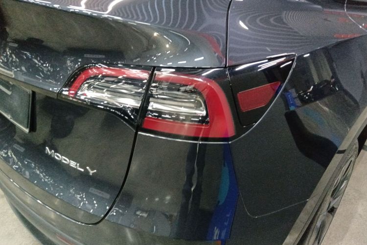 特斯拉 Model Y 2024款 后轮驱动版车身外观6006