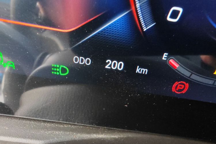 捷途X90 PLUS 2023款 改款 1.6TD DCT别墅 5座中控内饰15