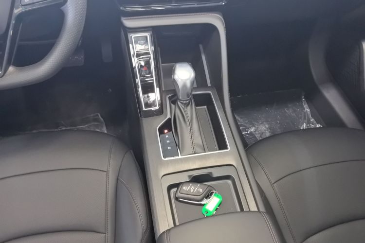 荣威i5 2026款 1.5L CVT豪华版中控内饰18