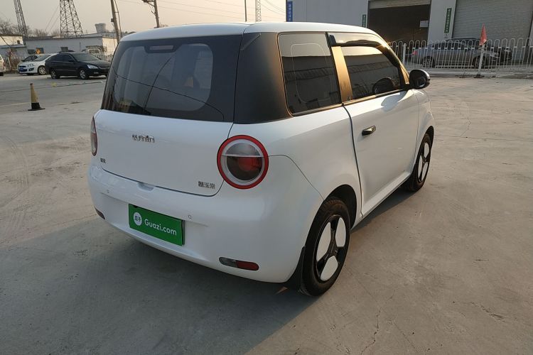 长安启源 长安Lumin 2023款 205km 香沁款车身外观7