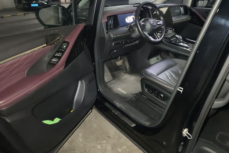 广汽传祺 传祺M8 2024款 大师系列 400T 尊贵版中控内饰20