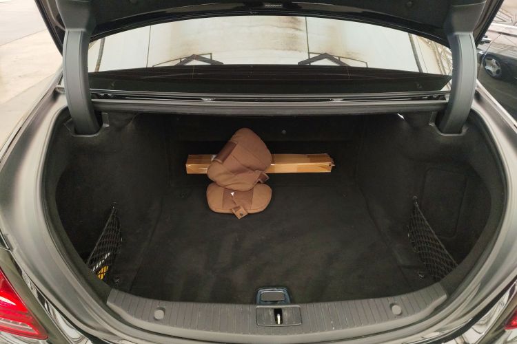 奔驰S级 2018款 S 320 L局部细节23