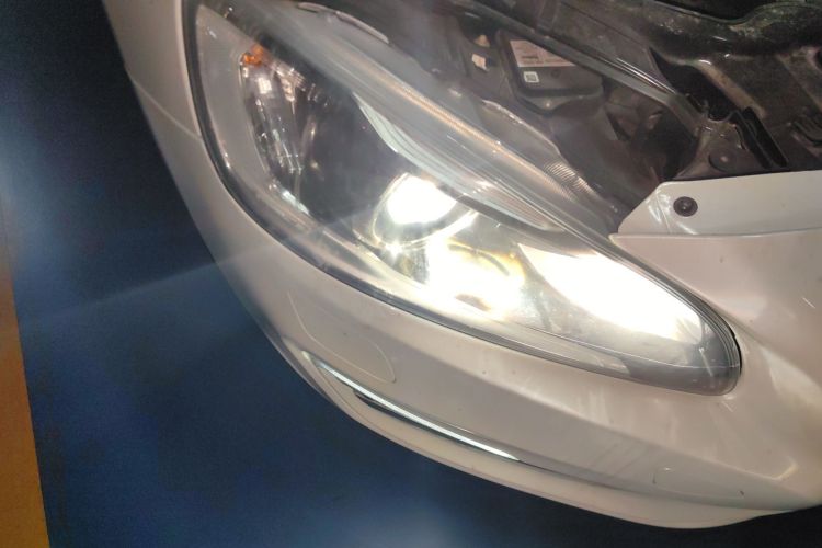 沃尔沃S60 2019款 S60L 改款 T5 智进进阶版车身外观8