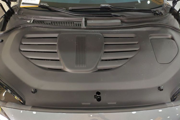 鸿蒙智行 智界R7 2025款 增程 251km Max机舱底盘24