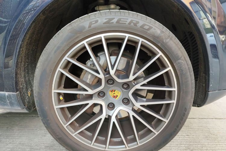 保时捷 2018款 Cayenne 3.0T车身外观10