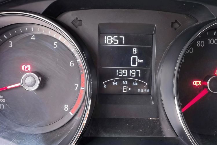 大众 宝来 2016款 1.6L 手动时尚型中控内饰14