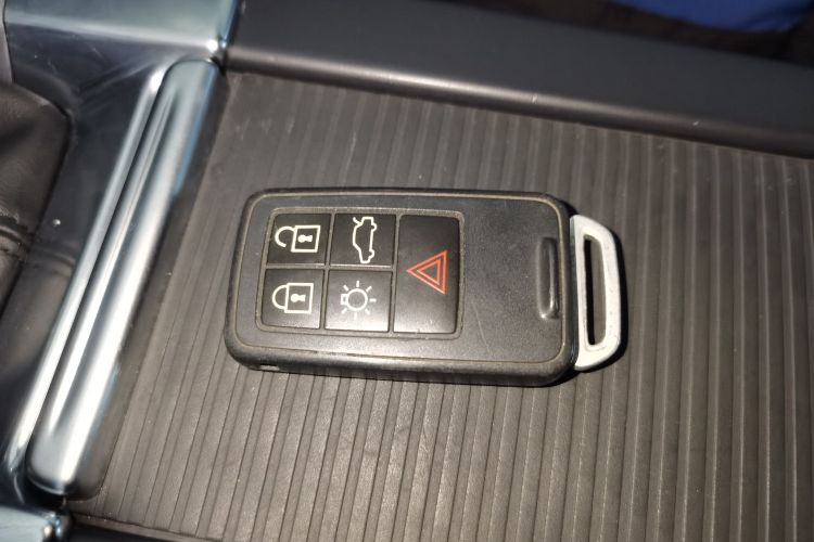 沃尔沃S60 2017款 S60L T4 智远版中控内饰11