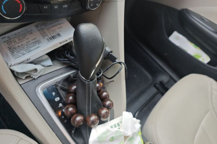 别克 英朗 2021款 典范 1.5L 自动精英型中控内饰18