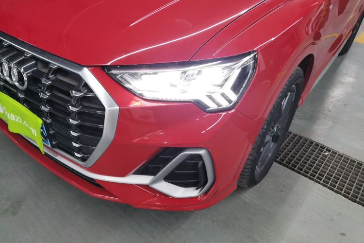 奥迪Q3 2020款 35 TFSI 时尚动感型车身外观36