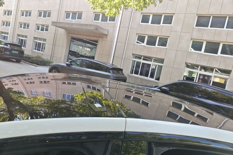 特斯拉 Model X 2023款 双电机全轮驱动版车身外观57