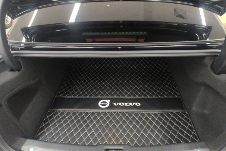 沃尔沃S90 2025款 B5 智远豪华版机舱底盘23