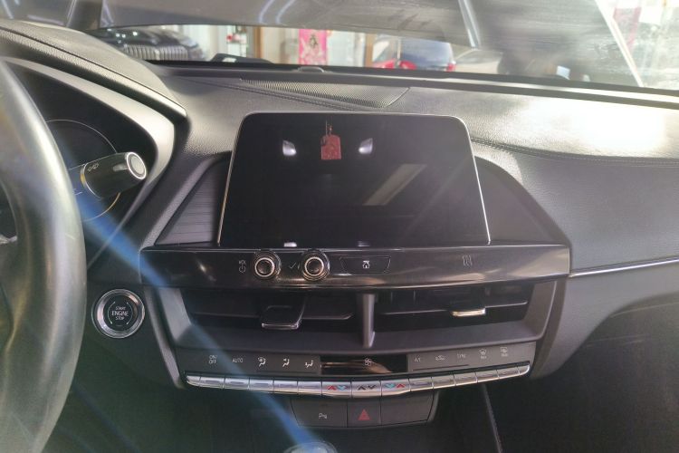 凯迪拉克CT4 2021款 28T 风尚型中控内饰16