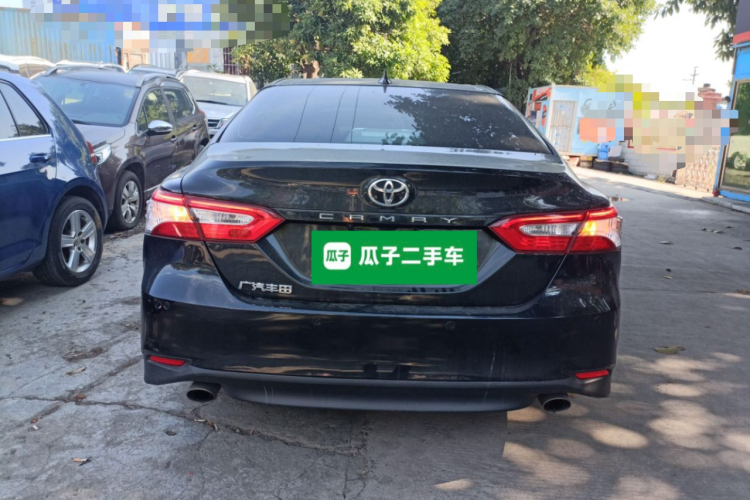 丰田 凯美瑞 2021款 2.0E 精英版车身外观6