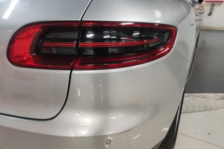 保时捷 2014款 Macan 2.0T车身外观9